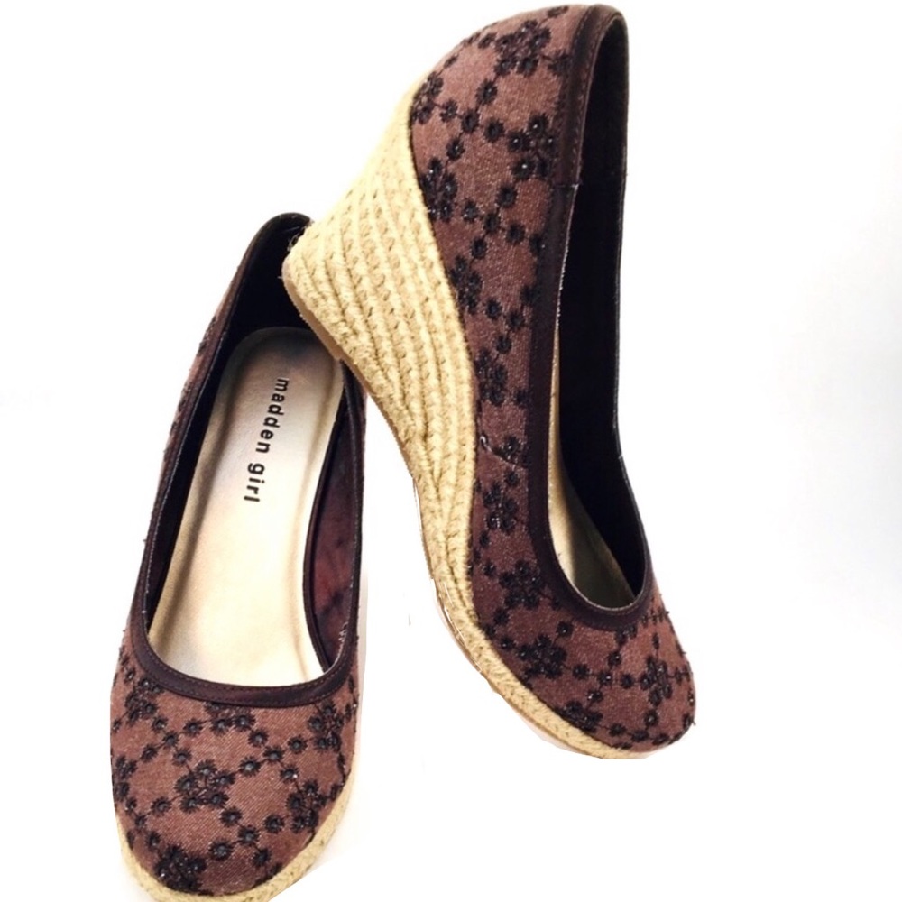 Madden Girl Brown Eyelet Wedge Espadrilles Sz 8M
